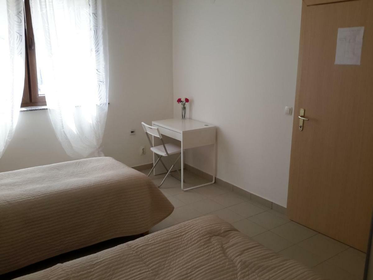Albert Home Karlovac Eksteriør billede